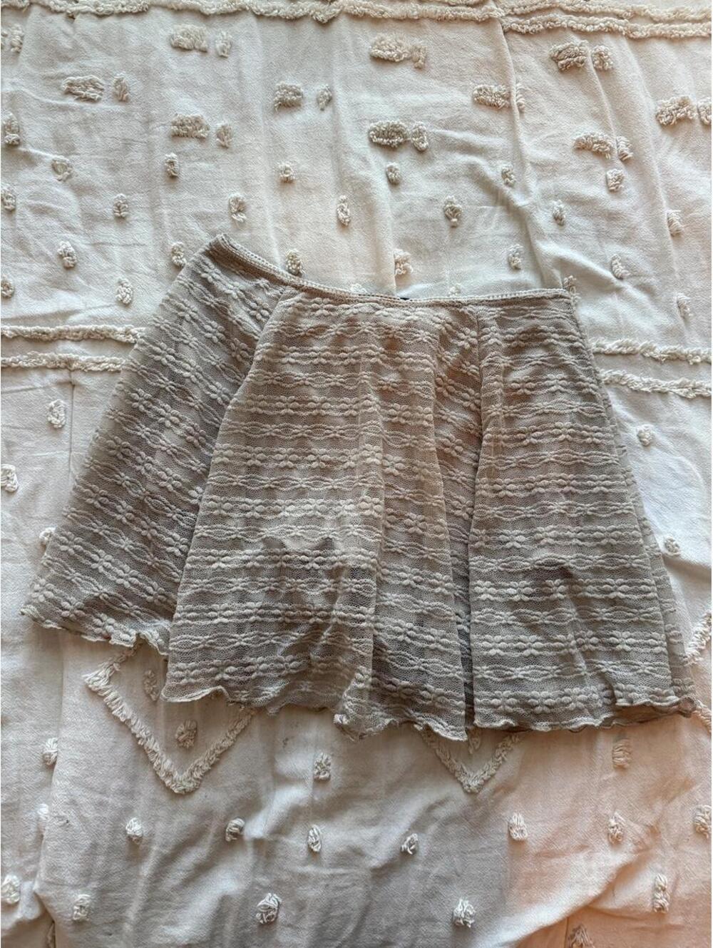 H+H by Heart Hips Beige Lace Ruffle Skort Size XS